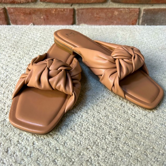 Marc Fisher | Farisa Sandal - Picture 4 of 8